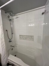 1066 8th Av E in Vancouver, BC - Building Photo - Building Photo