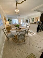 2755 NE 28th Ave in Lighthouse Point, FL - Foto de edificio - Building Photo