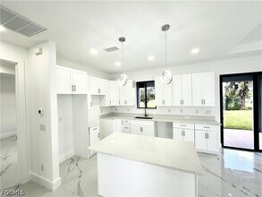 1051 Eisenhower Blvd in Lehigh Acres, FL - Building Photo - Building Photo