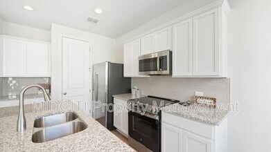 2133 Hofstaat in New Braunfels, TX - Building Photo - Building Photo