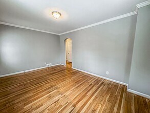 875 N Greenbrier St in Arlington, VA - Building Photo - Building Photo