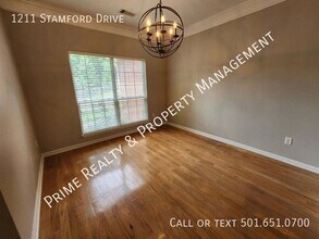 1211 Stamford Dr in Benton, AR - Building Photo - Building Photo