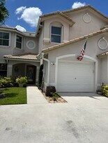 10470 Pelican Dr in Wellington, FL - Building Photo