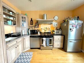 91 Green St-Unit -3A in Boston, MA - Building Photo - Building Photo
