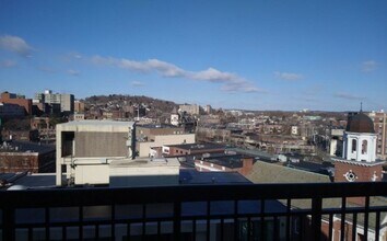 50 Longwood Ave, Unit A in Brookline, MA - Building Photo - Building Photo