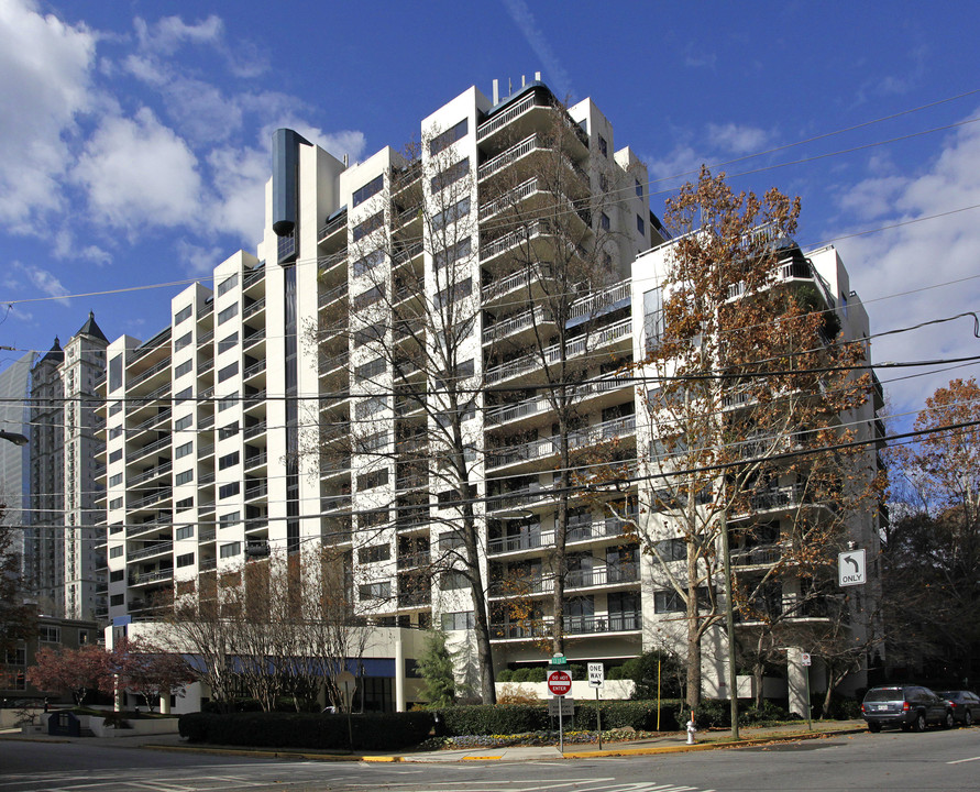 Ansley Above The Park Condominium in Atlanta, GA - Building Photo