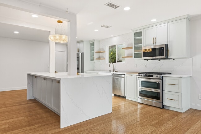 property at 20305 Aetna St