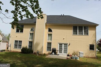 1095 Downyshire Dr in Lawrenceville, GA - Building Photo - Building Photo