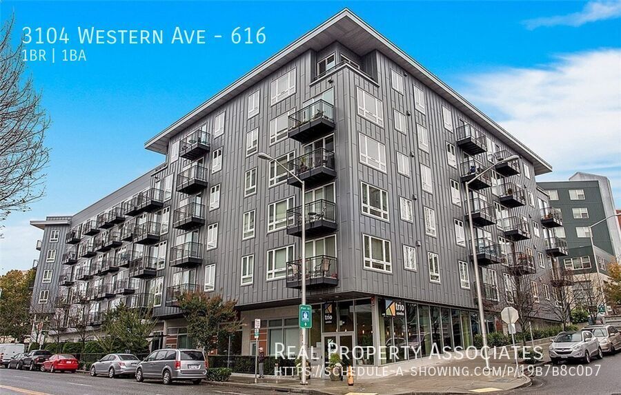 3104 Western Ave in Seattle, WA - Building Photo