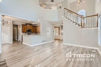 22 Vinings Lake Dr SW in Mableton, GA - Foto de edificio - Building Photo