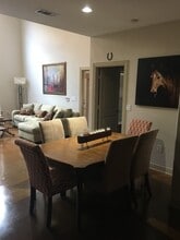 2410 S 2nd St, Unit 205 in Waco, TX - Building Photo - Building Photo