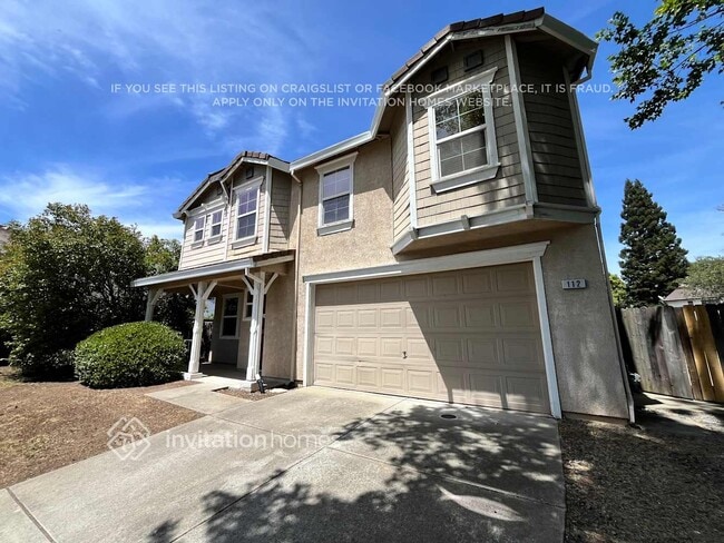 112 Glenwood Cir in Roseville, CA - Building Photo - Building Photo