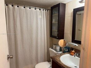 1825 W 56th St in Hialeah, FL - Building Photo - Building Photo