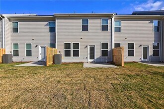 479 Payne Dr in Mcdonough, GA - Building Photo - Building Photo