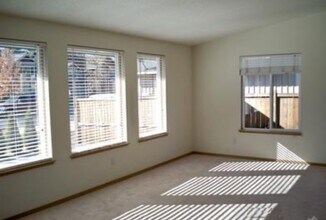 2960 NW Cabernet Ln in Bend, OR - Building Photo - Building Photo