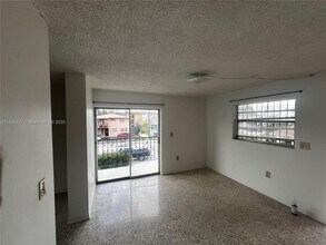 619 SW 11th Ave in Miami, FL - Building Photo - Building Photo