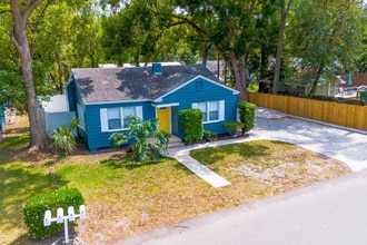 2008 Page Ave in Orlando, FL - Building Photo - Building Photo