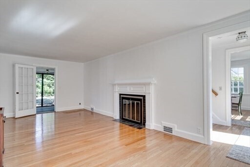 27 Fairway Dr in Newton, MA - Building Photo