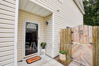 320 Garcia Dr in Virginia Beach, VA - Building Photo - Building Photo