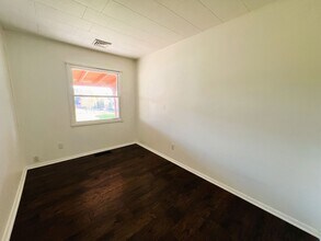 4 May St in Lenox, MA - Building Photo - Building Photo