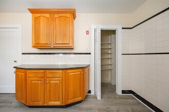 68 Clark St in Poughkeepsie, NY - Building Photo - Building Photo