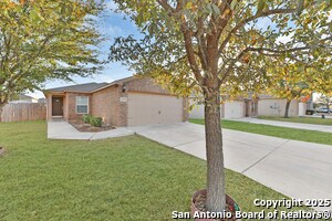 12266 Stratsburg in San Antonio, TX - Building Photo - Building Photo