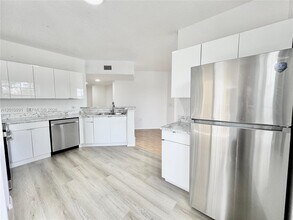 2311 Belmont Ln in North Lauderdale, FL - Building Photo - Building Photo