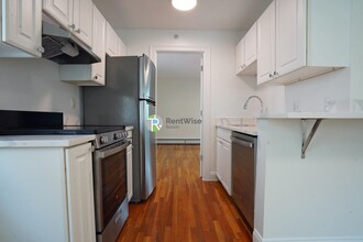 8 Griggs St, Unit 5 in Boston, MA - Building Photo - Building Photo