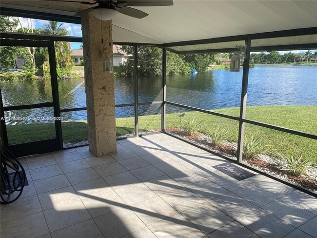 200 Wimbledon Lakes Dr