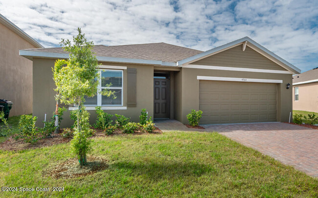 4964 Amasa Cir in West Melbourne, FL - Building Photo - Building Photo