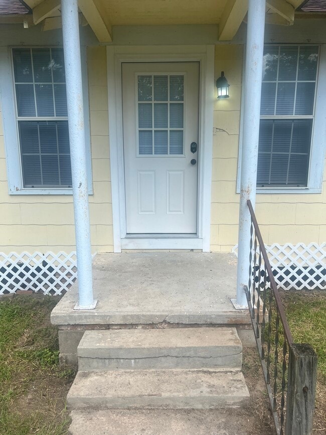 402 Old Richton Rd in Petal, MS - Building Photo - Building Photo
