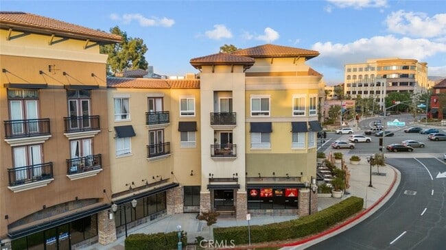 24505 Town Center Dr, Unit 7307 in Santa Clarita, CA - Building Photo - Building Photo