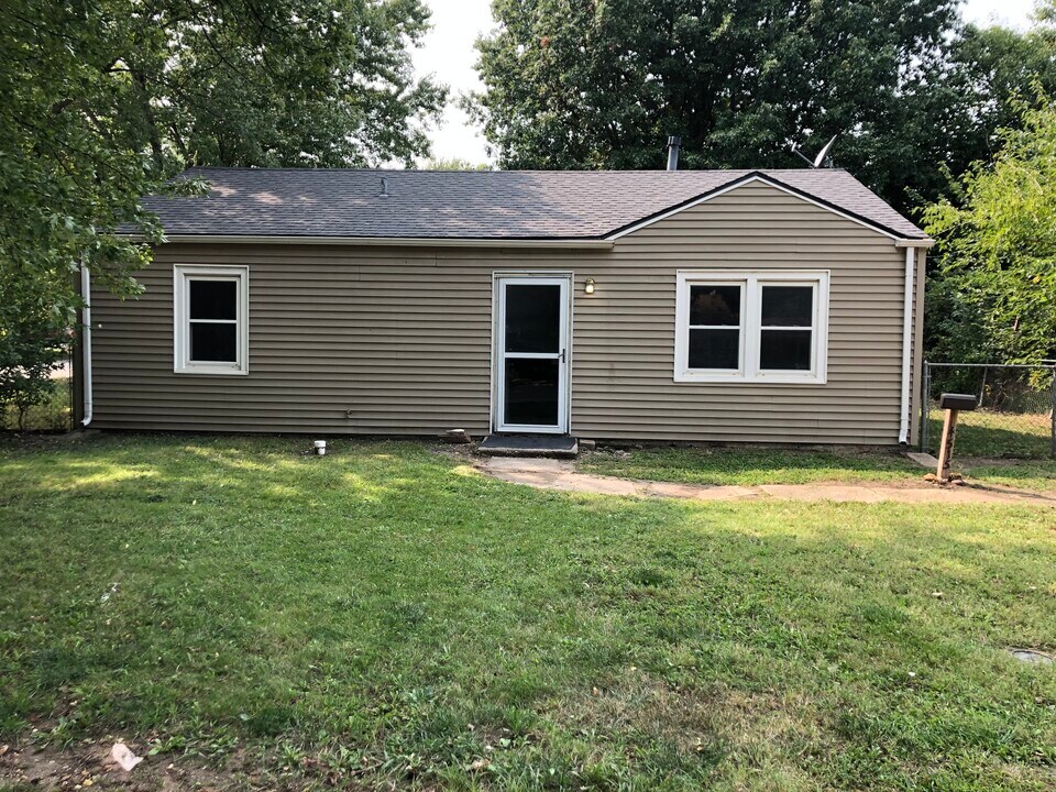 4515 Elmhurst in Wichita, KS - Building Photo