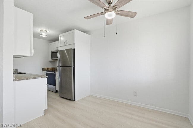 property at 4607 Bayshore Dr