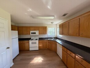 109 Riggs Cir in Statesboro, GA - Building Photo - Building Photo