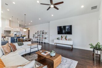 7005 Boyle Dr in Austin, TX - Building Photo - Building Photo