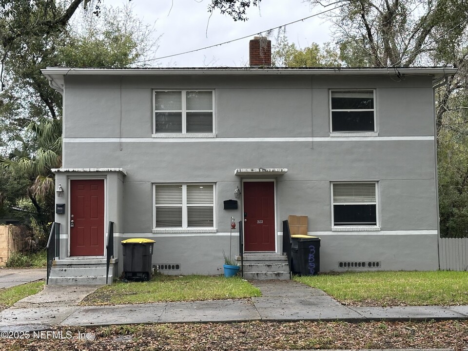 3535 Post St in Jacksonville, FL - Building Photo