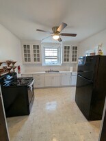 463 Spruce St in Pottstown, PA - Building Photo