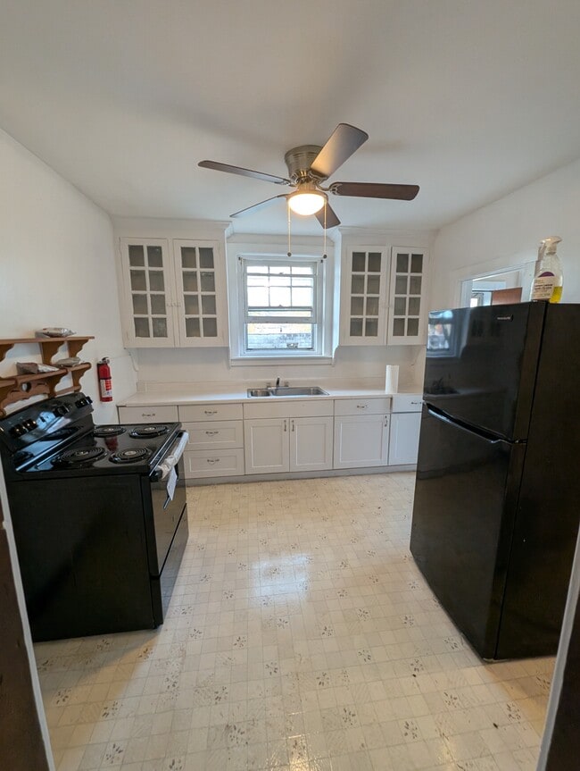 property at 463 Spruce St