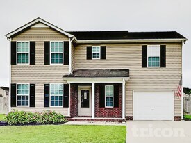 300 Sunny Vw Dr in Lebanon, TN - Building Photo