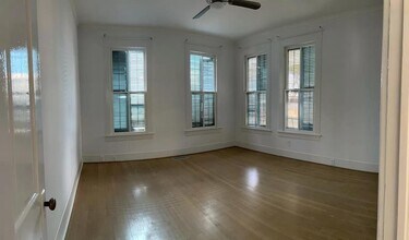 1105 Market St in Galveston, TX - Building Photo - Building Photo