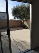 1015 Canal St in Oxnard, CA - Building Photo - Building Photo