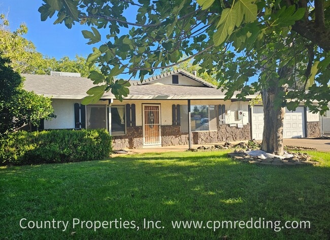 2120 Marlene Ave in Redding, CA - Building Photo - Building Photo