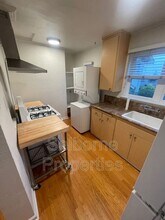 624 Valle Vista Ave in Oakland, CA - Building Photo - Building Photo