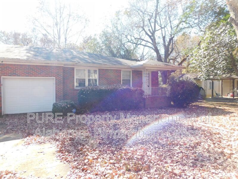 117 22nd Ave NE in Center Point, AL - Building Photo