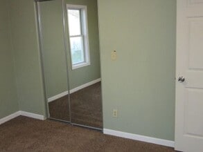 903 12th Ave NE in Austin, MN - Building Photo - Building Photo