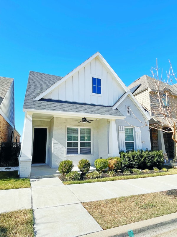 property at 5513 Traveller Dr