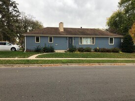 1014 15th St NE in Rochester, MN - Building Photo