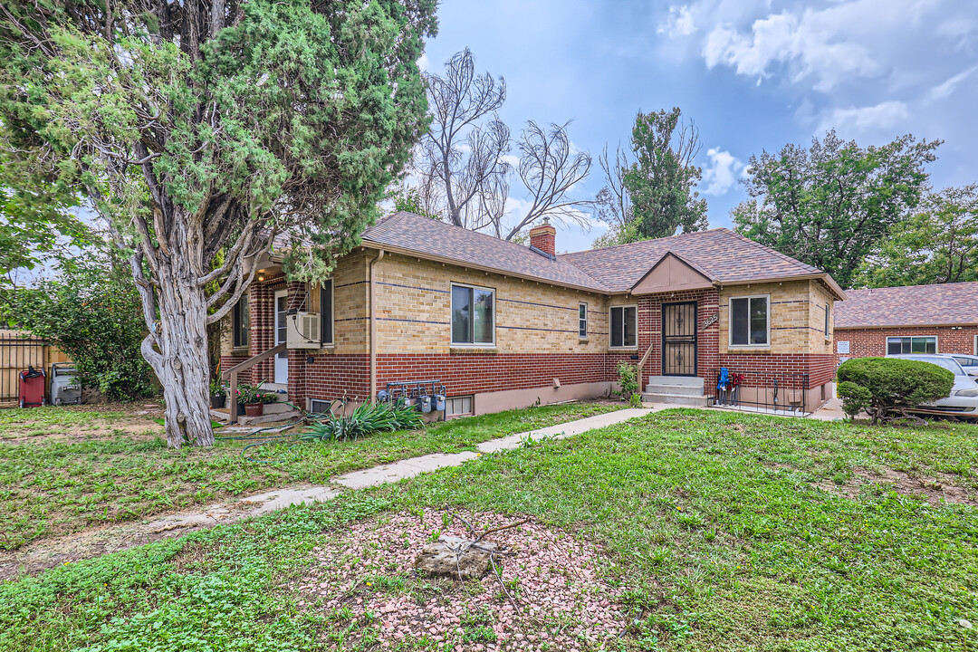 West Highland Cottages in Wheat Ridge, CO - Building Photo