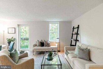 2630 Adams Mill Rd NW, Unit 101 in Washington, DC - Building Photo - Building Photo